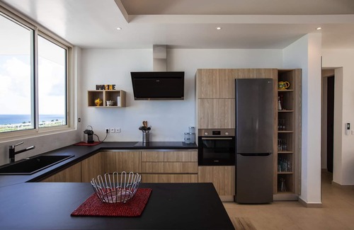 Orient Bay Villa | Modern villa with spectaculair view of the sunrise