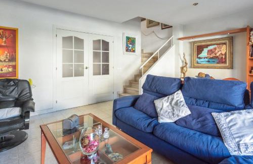 Torredembarra Villa | Modern villa with pool in Torredembarra - Sea view