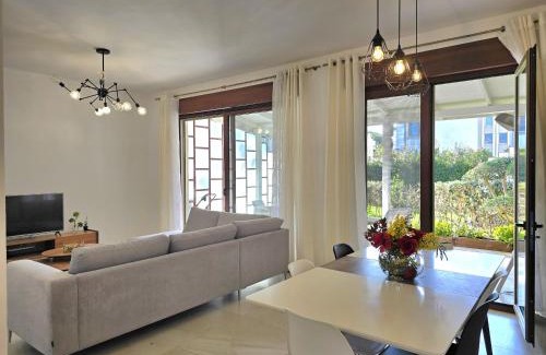 Ishem Villa | Modern Villas at Perla Resort