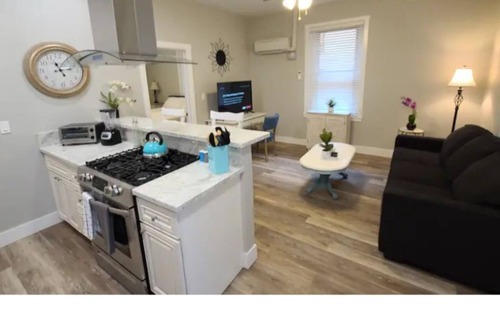 Downtown Condo | Modern Vintage Lifestyle