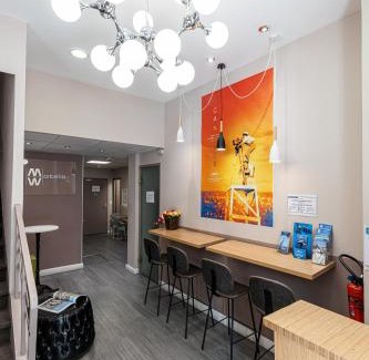 Cannes City Centre Hotel | Modern Waikiki Hotel
