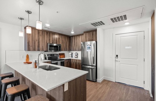 Downtown Salt Lake City Apartment | ModernDowntown 2BR/2BA with City Views, Fire Pit, Walk to Delta Center