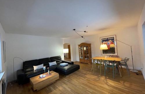 Untergrainau Apartment | Moderne Ferienwohnung mit Zugspitzblick