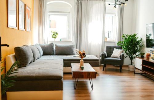 Konigstein an der Elbe Apartment | Modernes Apartment mit Balkon und Stellplatz