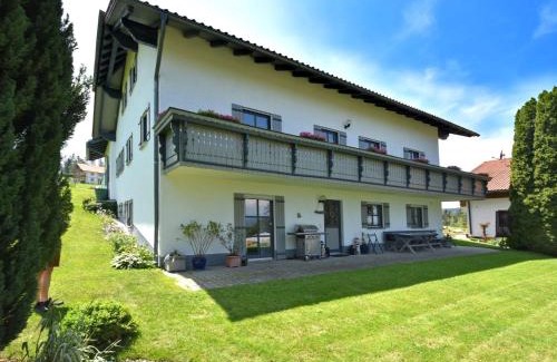 Waldkirchen Apartment | Modernes Appartement in Dorn mit Terrasse