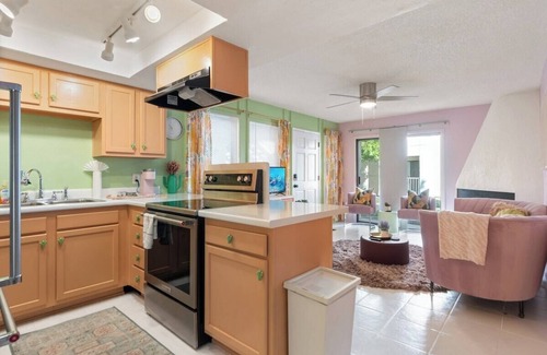 Marble Condo | Modernized 1BR Condo w/shared Pool & Spa