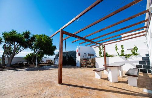 Fasnia Apartment | Moderno Apartamento para 6 con Piscina y BBQ