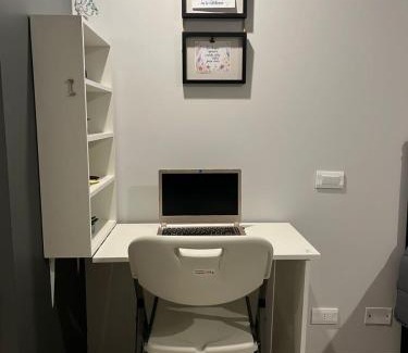 Yerbas Buenas Apartment | Moderno y cómodo, junto a Movistar Arena y Parque