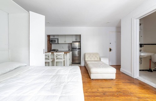 Clinton Hill Apartment | Modest Apartment #1410