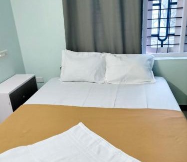 Edapalli Hotel | mohanan rooms