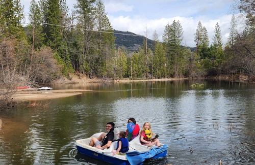North Fork Cabin | Moic Lake House II a destination for family fun.