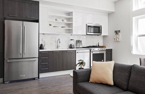 Highland Condo | Mojave Lifestyle Modern Studio | Espadín LoHi