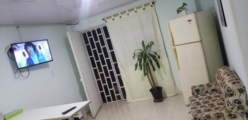 Cali Apartment | Mom's Apartment Family Business