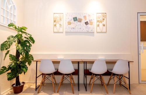 Downtown George Town Hotel | Momostay