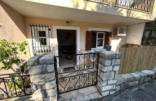 Corfu Town Apartment | Mon Repo Apartment Corfu