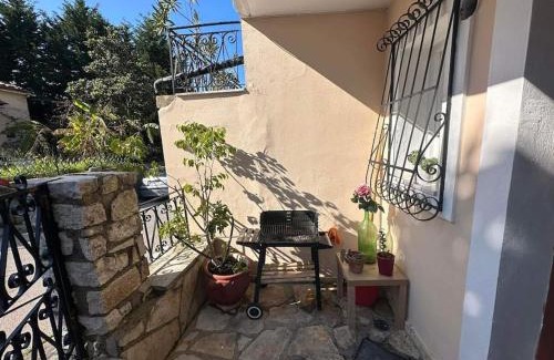 Corfu Town Apartment | Mon Repo Apartment Corfu