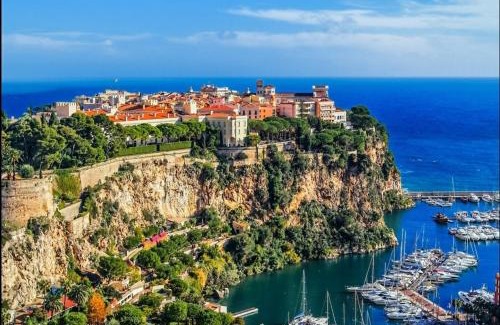 Cap d'Ail Apartment | Monaco Monte-Carlo door step - Luxury Apartment - 2 Bedrooms 2 Bathrooms - Superb Modern Fully Equipped