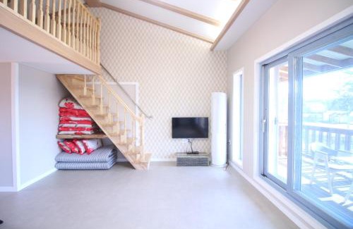 Pan-mal House | Mongsanpo High Beach Pension
