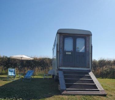 Helston Other | Monroe Horsebox Glamping