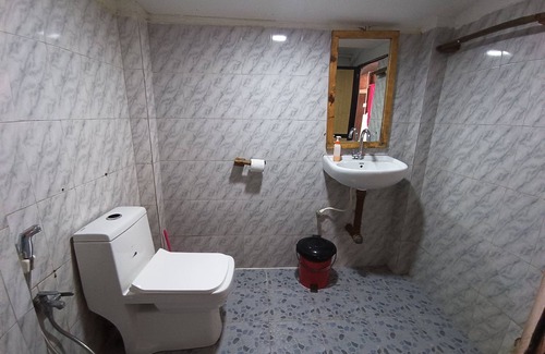 Agonda Hotel | Monsoon Partial Seaview Room: 101