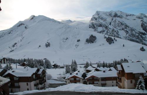Manigod Apartment | Mont Blanc Soleil E17