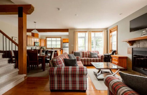 Mont-Tremblant Cottage | Mont Tremblant Bliss - Luxury Ski-Golf Retreat