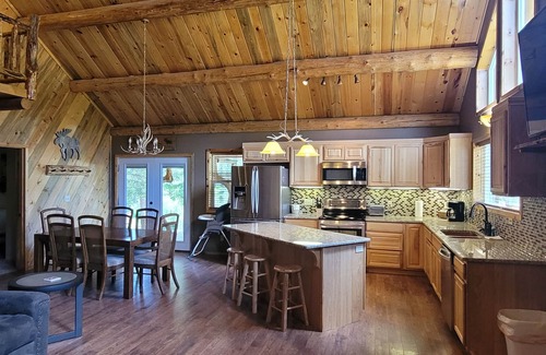 Thompson Falls House | Montana House at The Riverfront