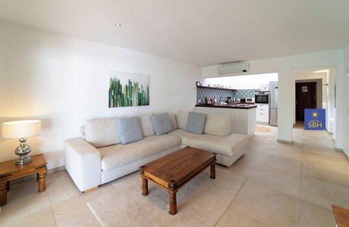 Playa Blanca House | Montaña Vista – Playa Blanca with Private Pool and Spacious Outside Area