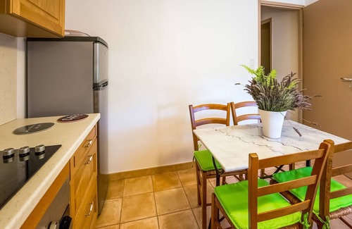 Montclus House | Montclus Charm: Views & Calm