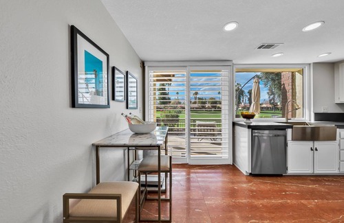 Palm Desert Condo | Monterey CC, 37 Pools, Bikes, 6 Seater Golf Cart