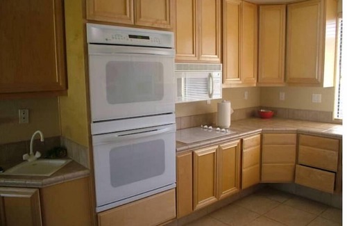 Rancho Mirage Condo | Monterey CC - central Palm Desert location.Short termPermit Number: STR2023-0461