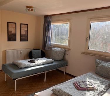 Hummeltal Apartment | Monteurwohnung bei Bayreuth 4 Zimmer nur 6 Min zur Autobahn A9, Ruhige Lage, Parkplatz