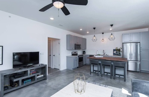 Northrup Condo | Monthly Discount. Fully Furnished Condo. 2 Bed/2 Bath. Just 7 Blocks to Mayo