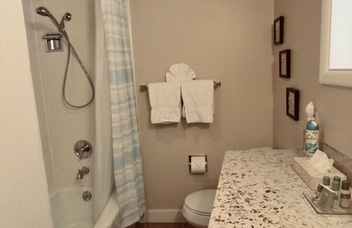 Wenatchee Other | Monthly Rental Farmhouse