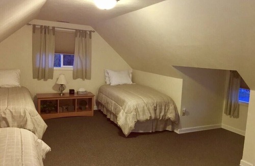 Wenatchee Other | Monthly Rental Farmhouse