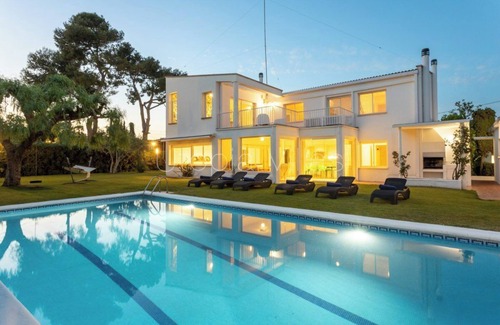 Sitges Villa | Monthly Rental in Terramar, Sitges, Barcelona