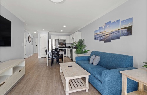 Myrtle Beach Resort | MONTHLY RENTAL - Spacious 2 Bedroom Condo Near Beach w/Ocean View