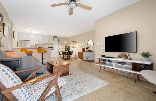 Sherwood Towne Condo | Monthly stays! Updated condo with Camelback views