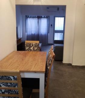 Comuna 9 Apartment | Montiel 364