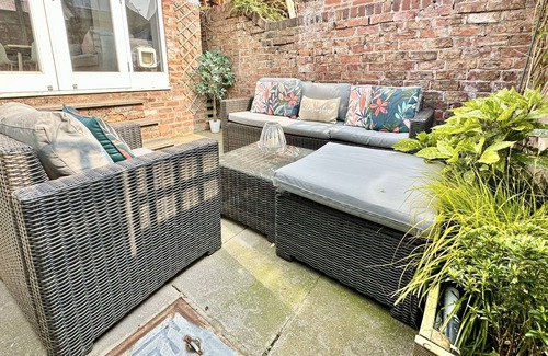 York House | Montrose House sleeps 4