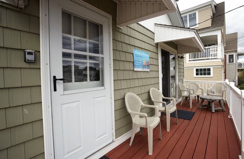 Ogunquit - Wells Cottage | Moody Beach Rentals Pet Friendly! UNIT Turtle