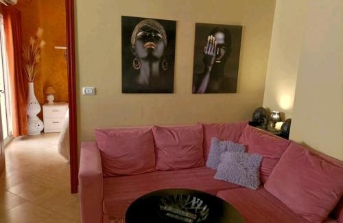 Sakkala Apartment | MOON - Apartment with swimming pool and BBQ terrace in CENTER CITY HRG