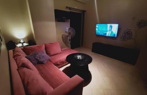 Sakkala Apartment | MOON - Apartment with swimming pool and BBQ terrace in CENTER CITY HRG