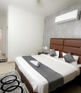 Panchkula Apartment | Moon view