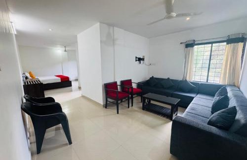 Devikolam Hotel | Moon Way