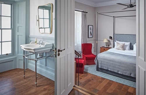 Weymouth Hotel | Moonfleet Manor