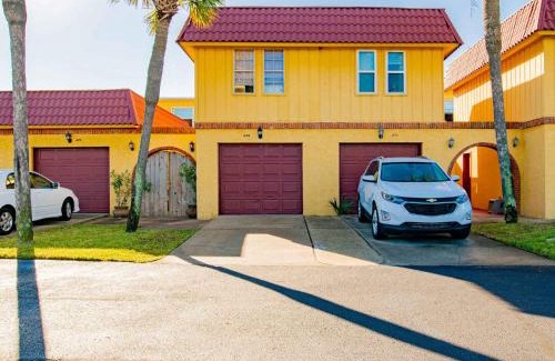 Pensacola Beach House | Moonlight Beach Villa & Studio