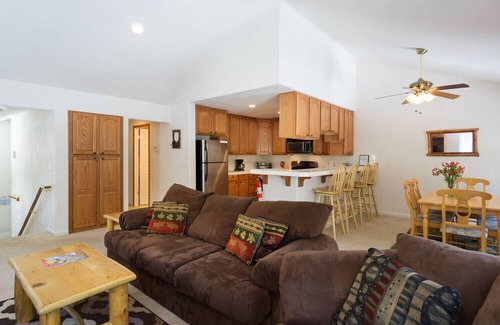 Tahoe Valley Condo | Moonlight Ridge - 30+ Day Vacation Home Rental