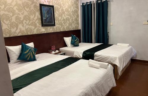 Daun Penh Hotel | Moonlight Villa