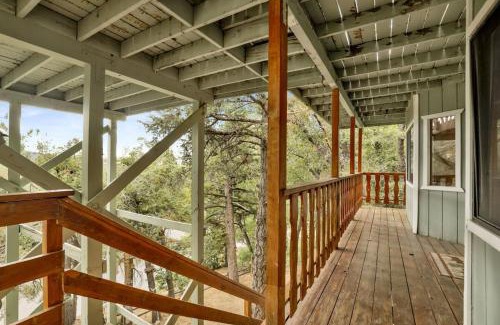 Upper Moonridge House | Moonridge Treehouse - Relaxing Lofty Big Bear Hillside Retreat- Great Deck Views- Central